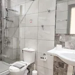 شقة فندقية Iatrou 3*