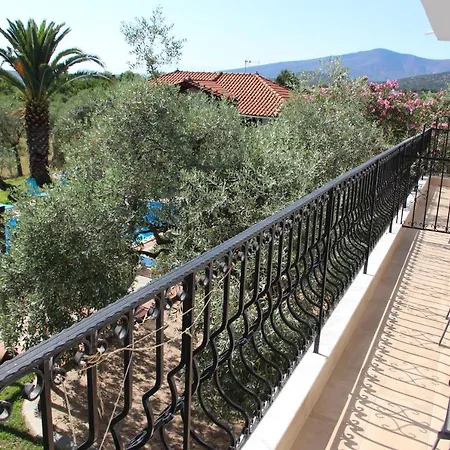 Hotel de apartamente Iatrou