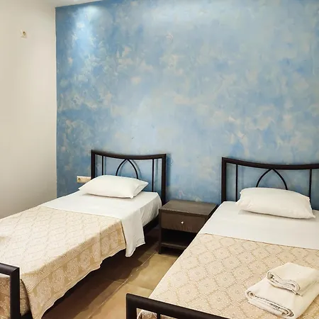 Hotel de apartamente Iatrou 3*