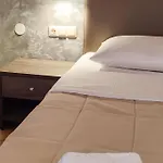 Iatrou 3*