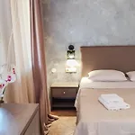 Iatrou Apart-hotel 3*