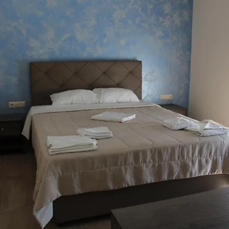 Iatrou Aparthotel