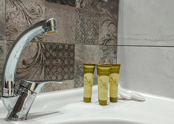 Iatrou 3* Ποτός