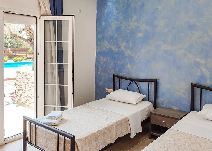 Iatrou Ξενοδοχείο με διαμερίσματα 3*